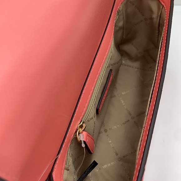 MICHAEL KORS MERCER SMALL CLUTCH XBODY GRAPEFRUIT - Picture 13 of 16